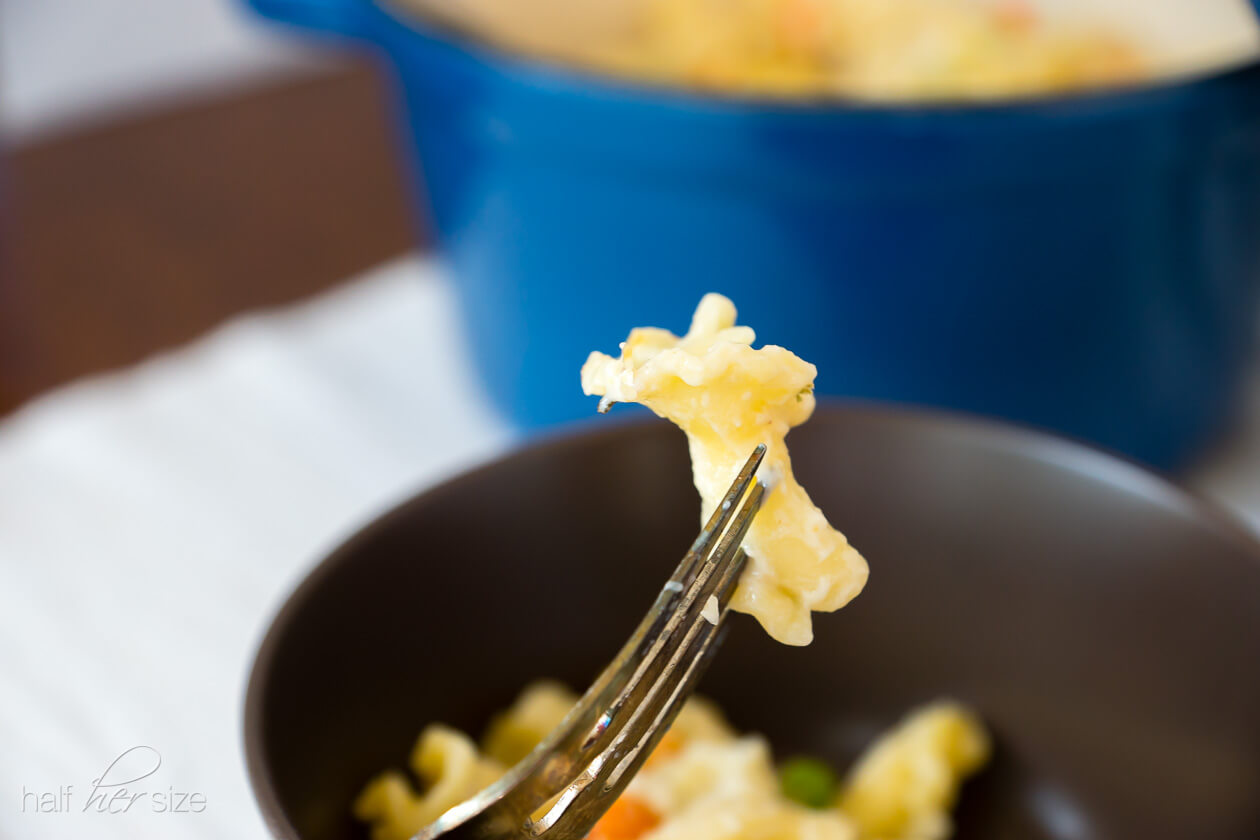 Quick & easy stove top macaroni and cheese is a must have weeknight recipe. A combo of cheese makes this healthier mac & cheese over-the-top delicious!