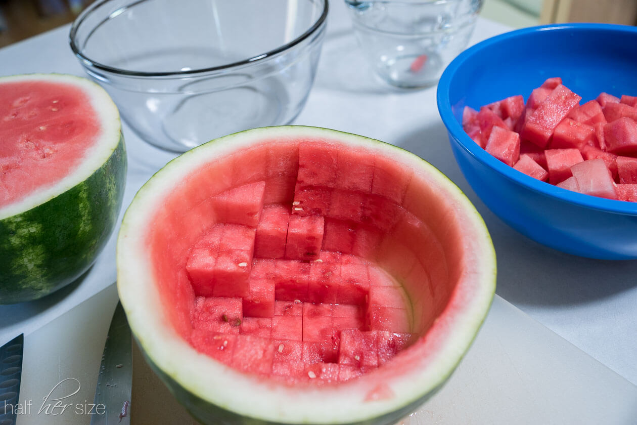 How to cut a watermelon with no mess