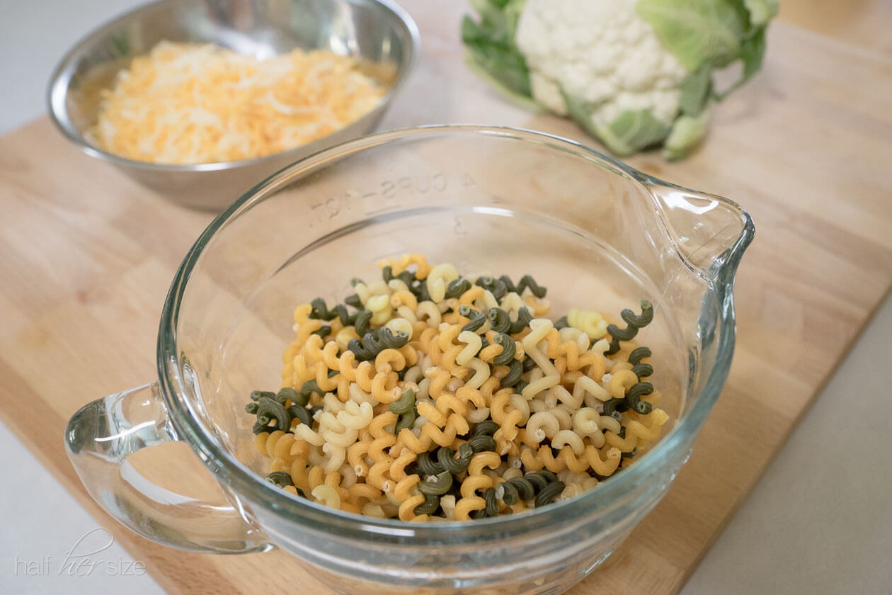 spiral noodles Cauliflower Mac n' Cheese