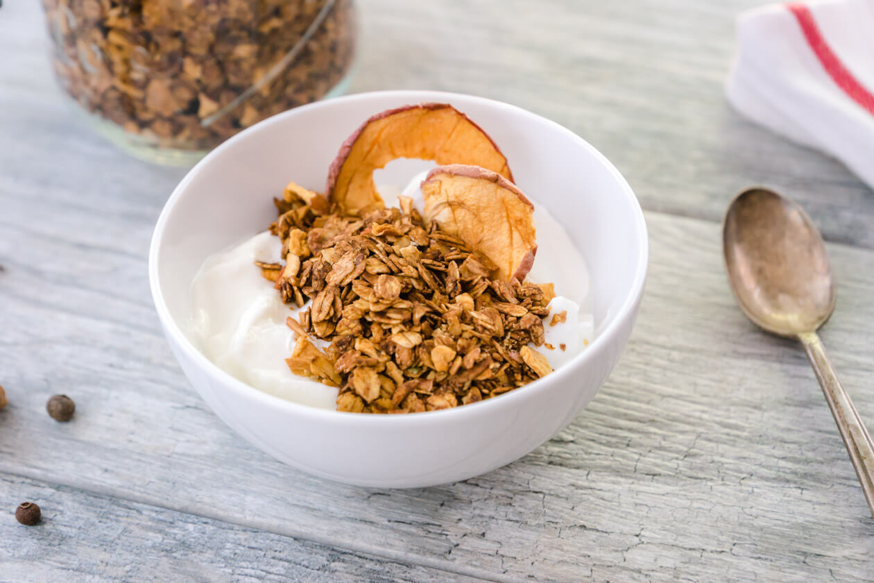 Easy Apple Cinnamon Homemade Granola is a quick and easy granola recipe. Pair with yogurt for a quick deliciously satisfying weight loss friendly breakfast.